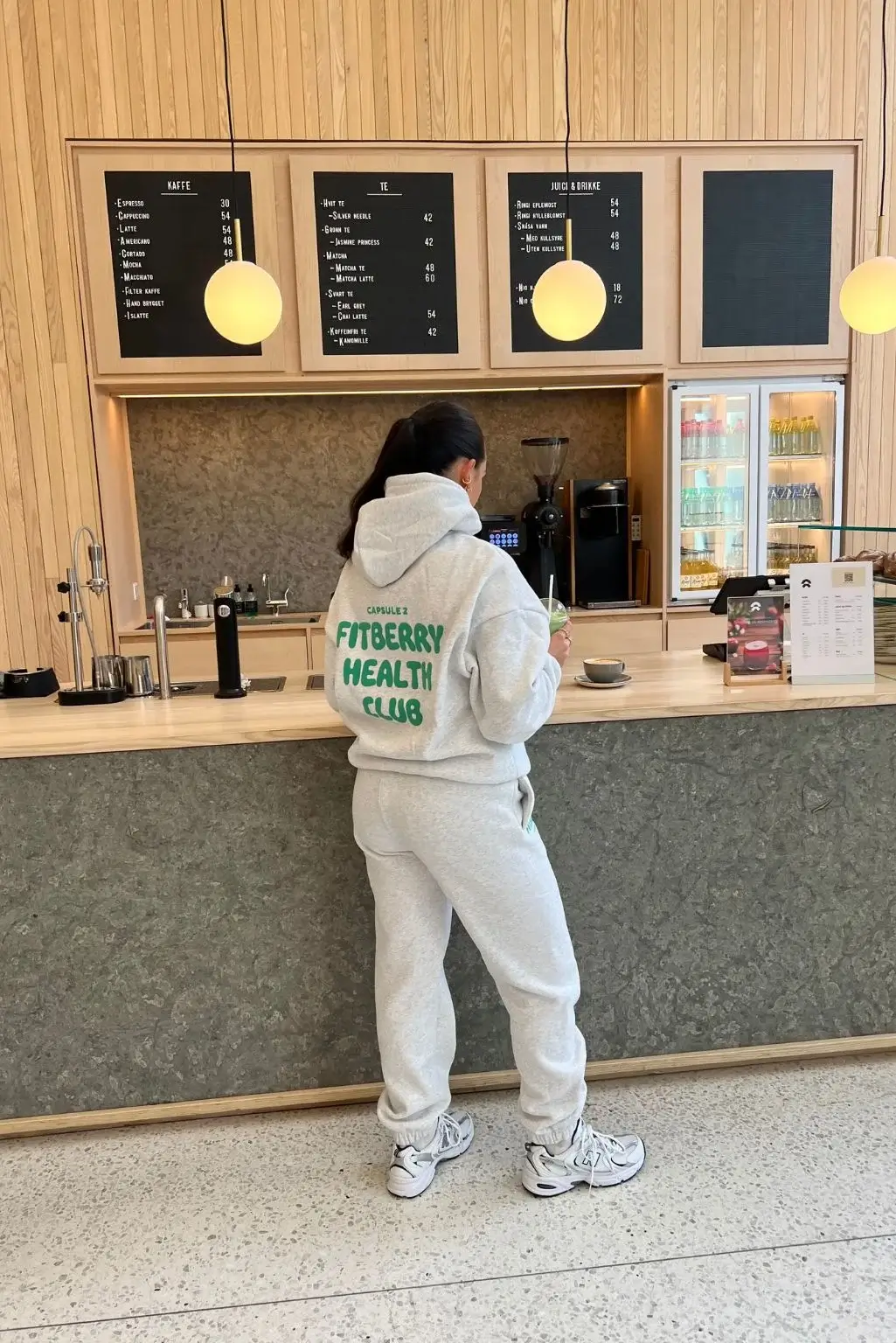 HEALTH CLUB OVERSIZED HOODIE - Image 3