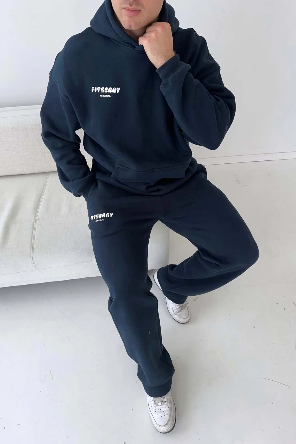 SPORTY OVERSIZED HOODIE - Image 10