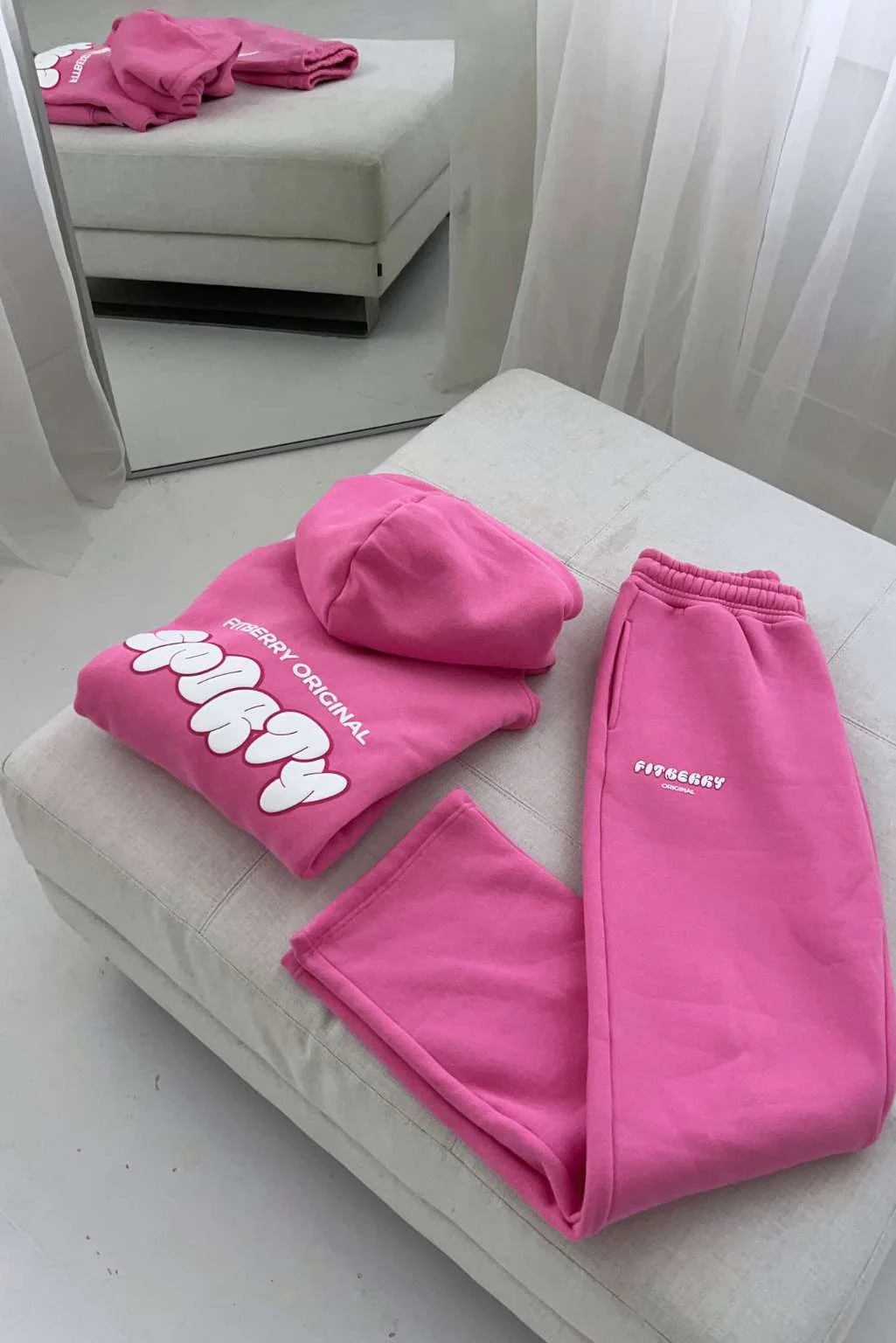 SPORTY OVERSIZED HOODIE - Image 7